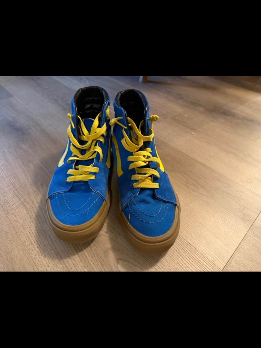 Custom Vans - Picture 2 of 4
